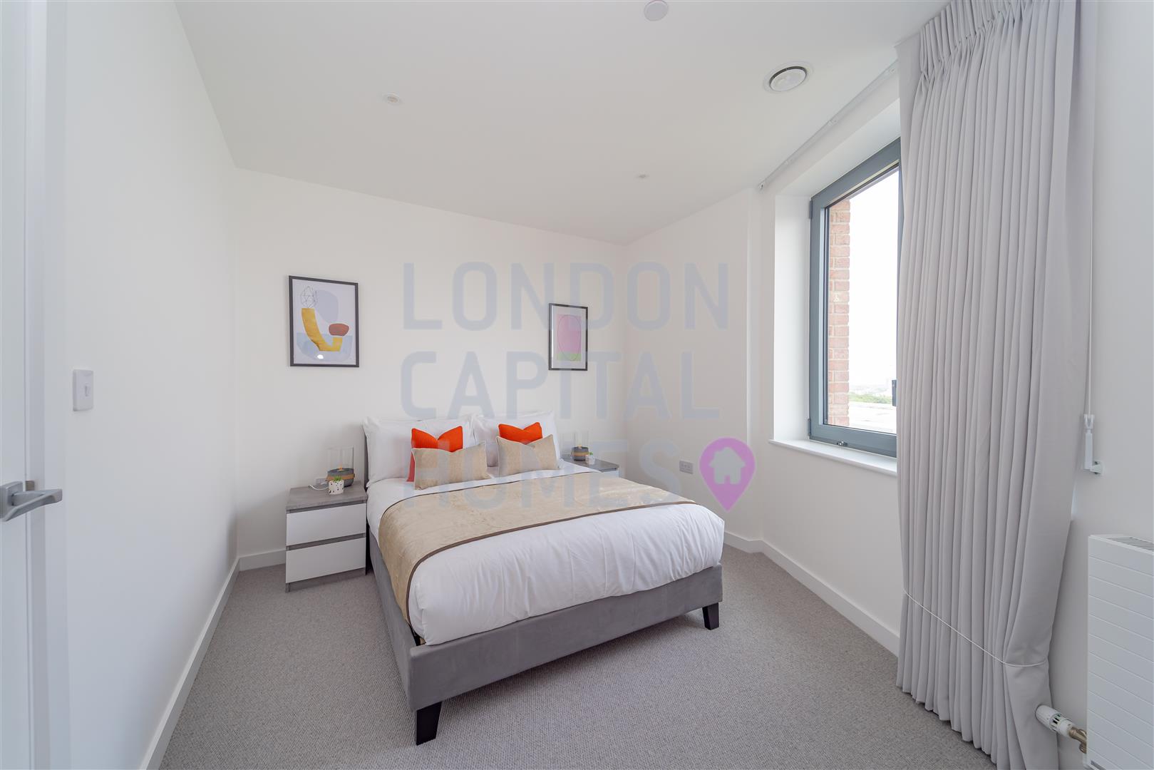 Skyline Apartments, 11 Makers Yard, London